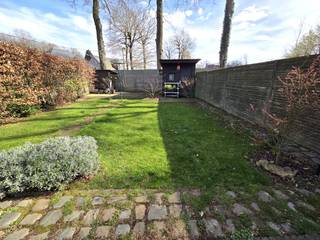 Bent u op zoek naar een leuke woning gelegen te Beerzel (Putte) met nabijheid van R6 en E19, gunstige verbinding richting Mechelen, Lier...