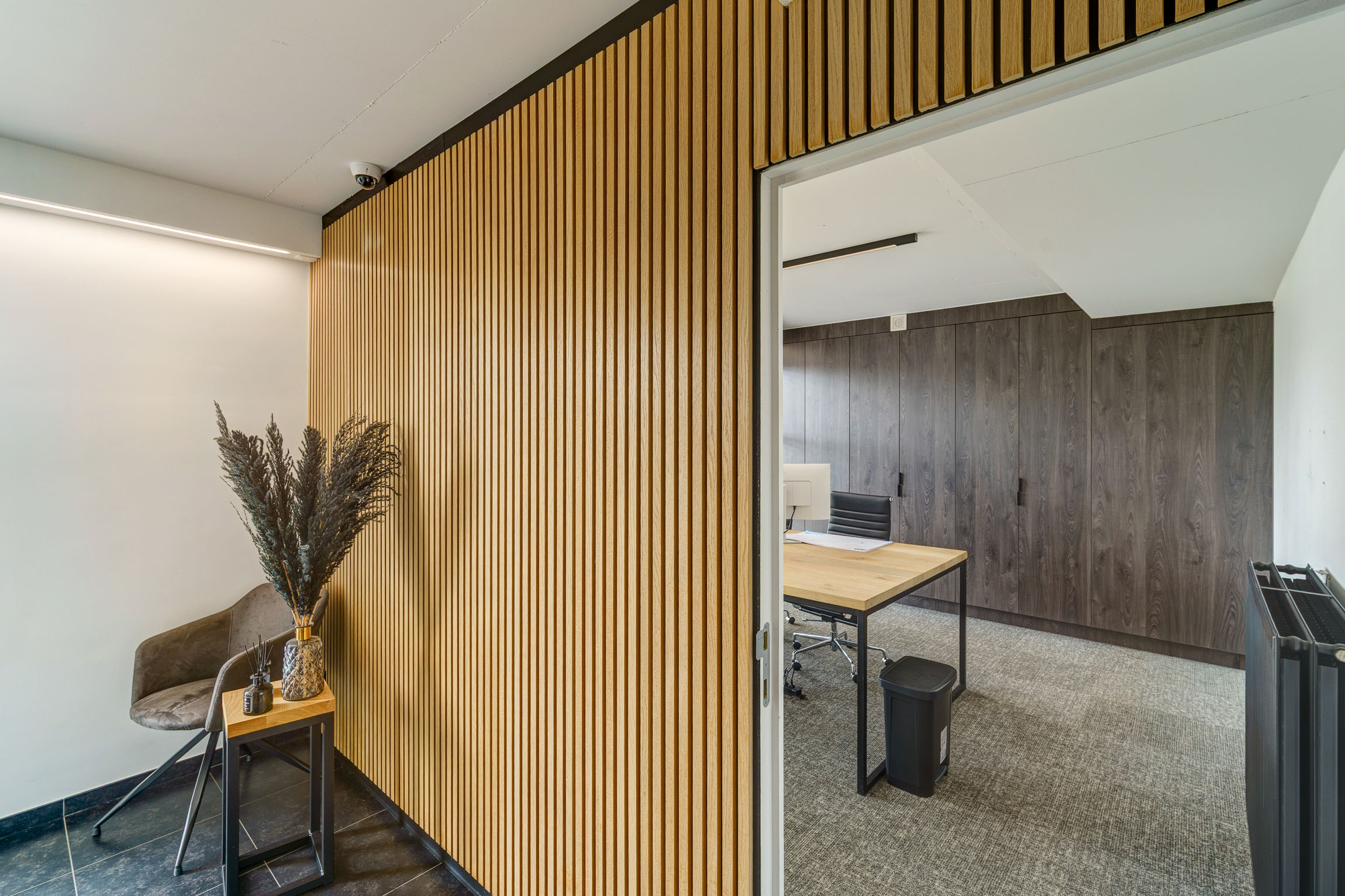 Bureau te huur in officecorner - foto 2