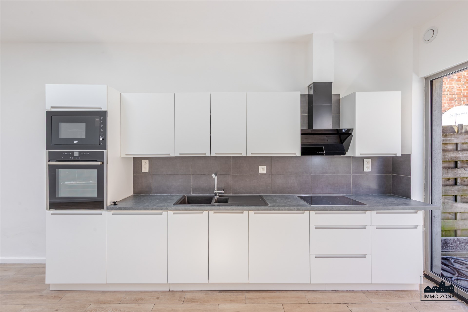 Maison à vendre à Saint-Nicolas avec 3 chambres - photo 3