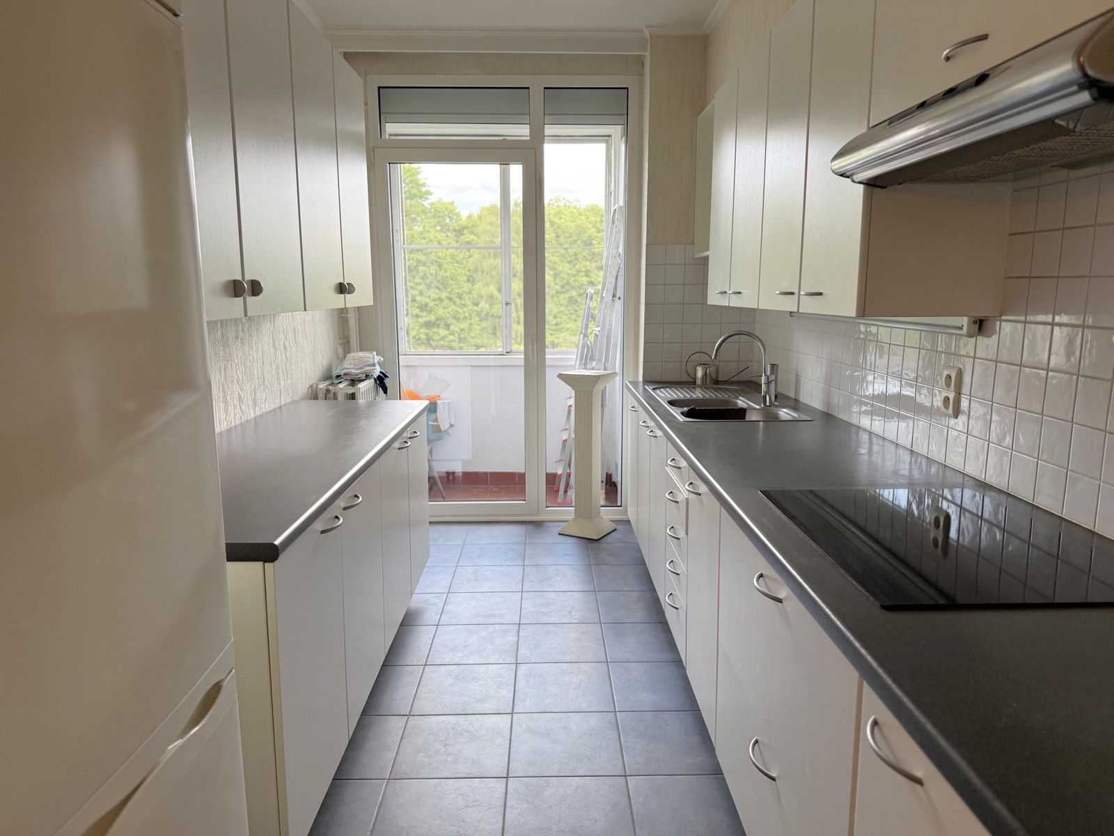 Verzorgd appartement met 2 ruime slaapkamers – Linkeroever - foto 4