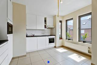 Ruim appartement op de 2de verdieping van Residentie Zuidkant met 2 slaapkamers, terras en mogelijkheid tot aankoop ondergrondse garagebox...