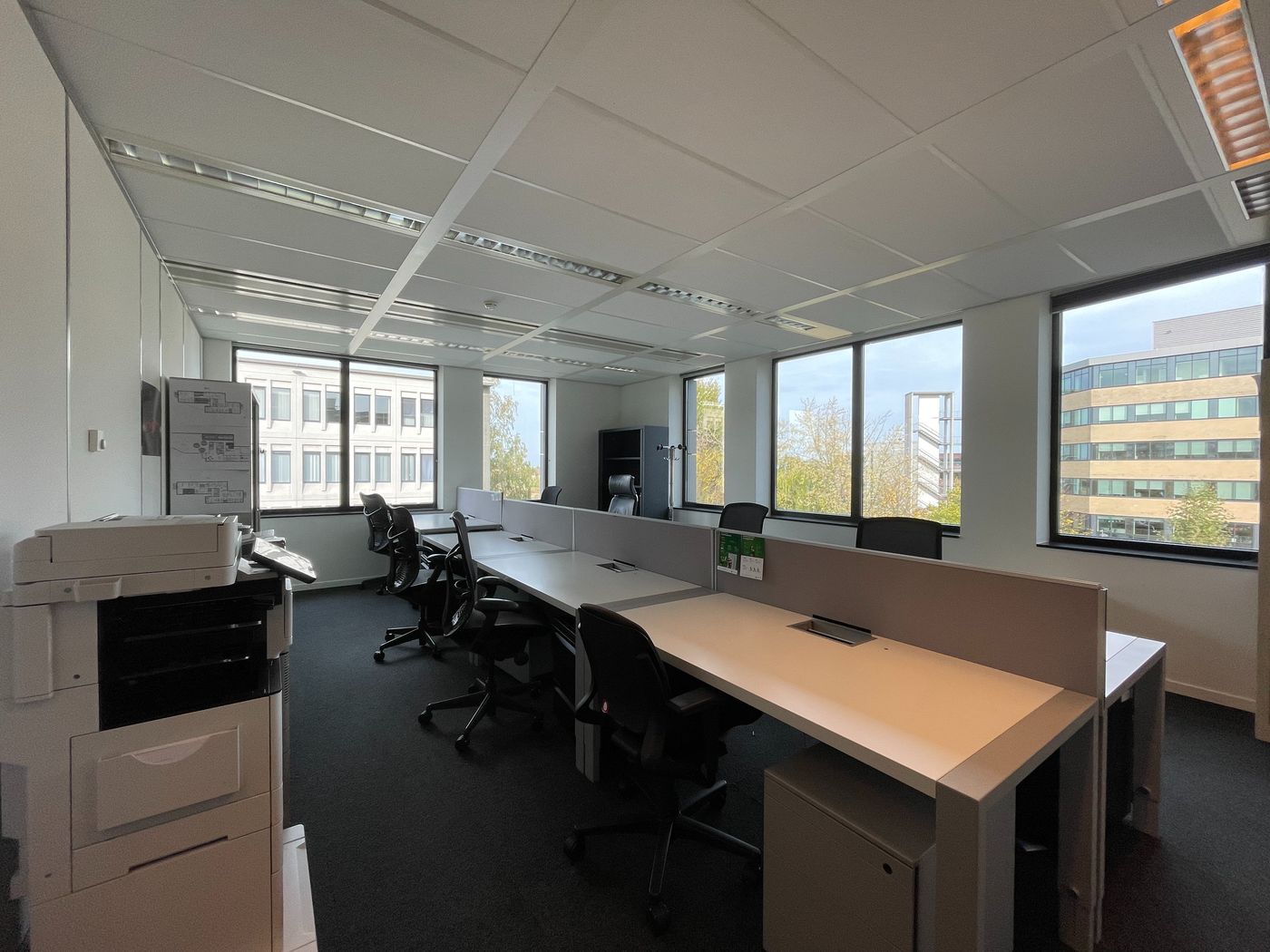 Moderne en instapklare kantoorruimte van 560 m² nabij de A201 - foto 2