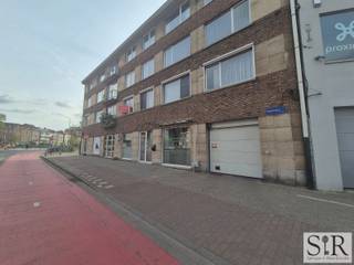 Ondergrondse autostaanplaats te huur op het Raghenoplein 15, gelegen op de Mechelse binnenringDeze makkelijk toegankelijke autostaanplaats bevindt...