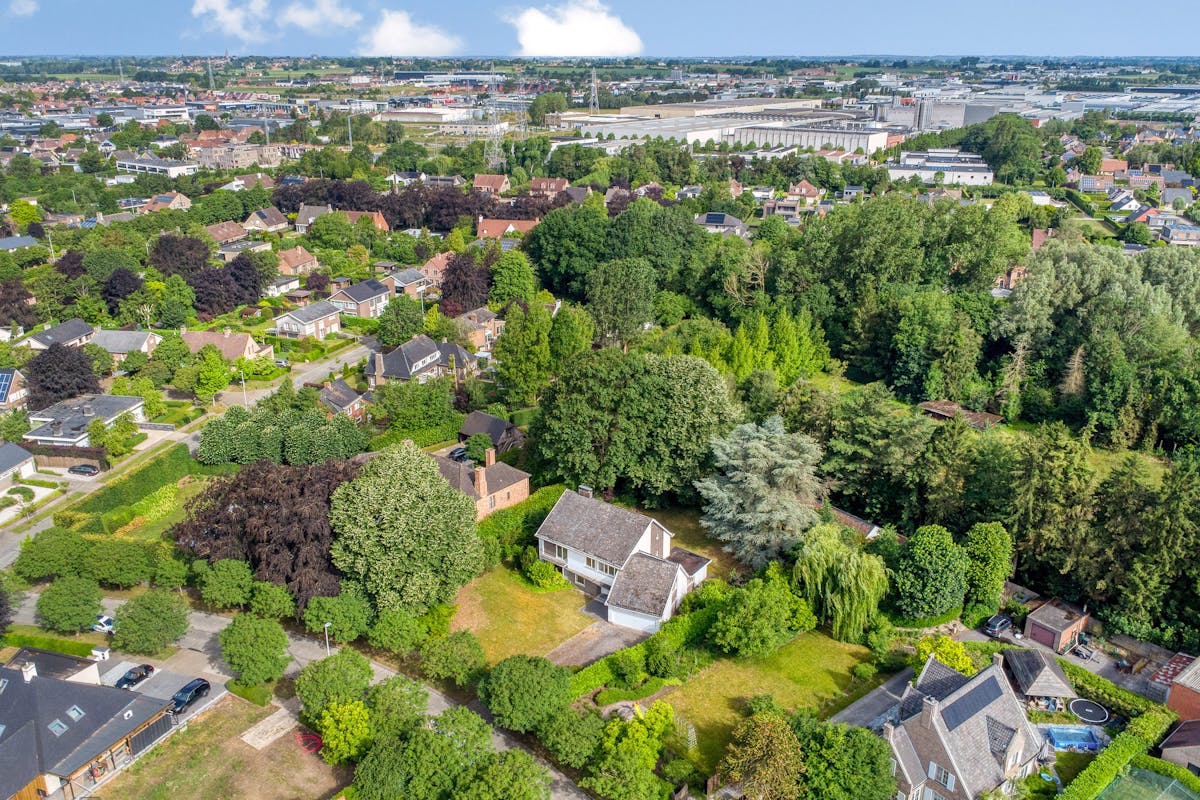 Projet de rénovation exclusif : villa spacieuse dans un emplacement privilégié - photo 4