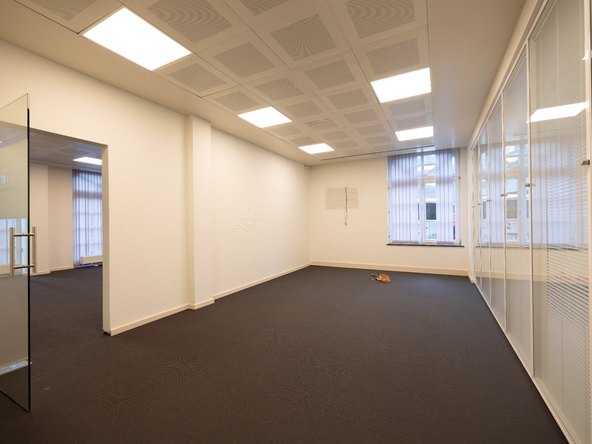 Centraal gelegen kantoorgebouw ca. 600m² op unieke locatie! - foto 5