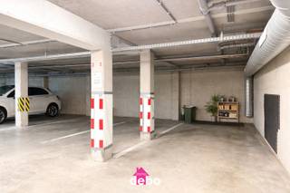 Op zoek naar een ruim, lichtrijk en energiezuinig appartement op een uitstekende ligging in Kortrijk? Dit verzorgd appartement op de derde...