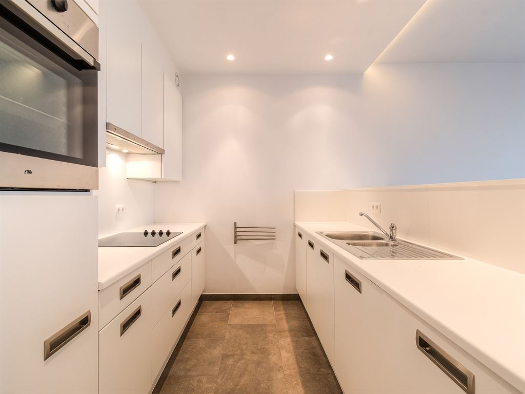 Appartement met terras en zicht op het water - foto 3