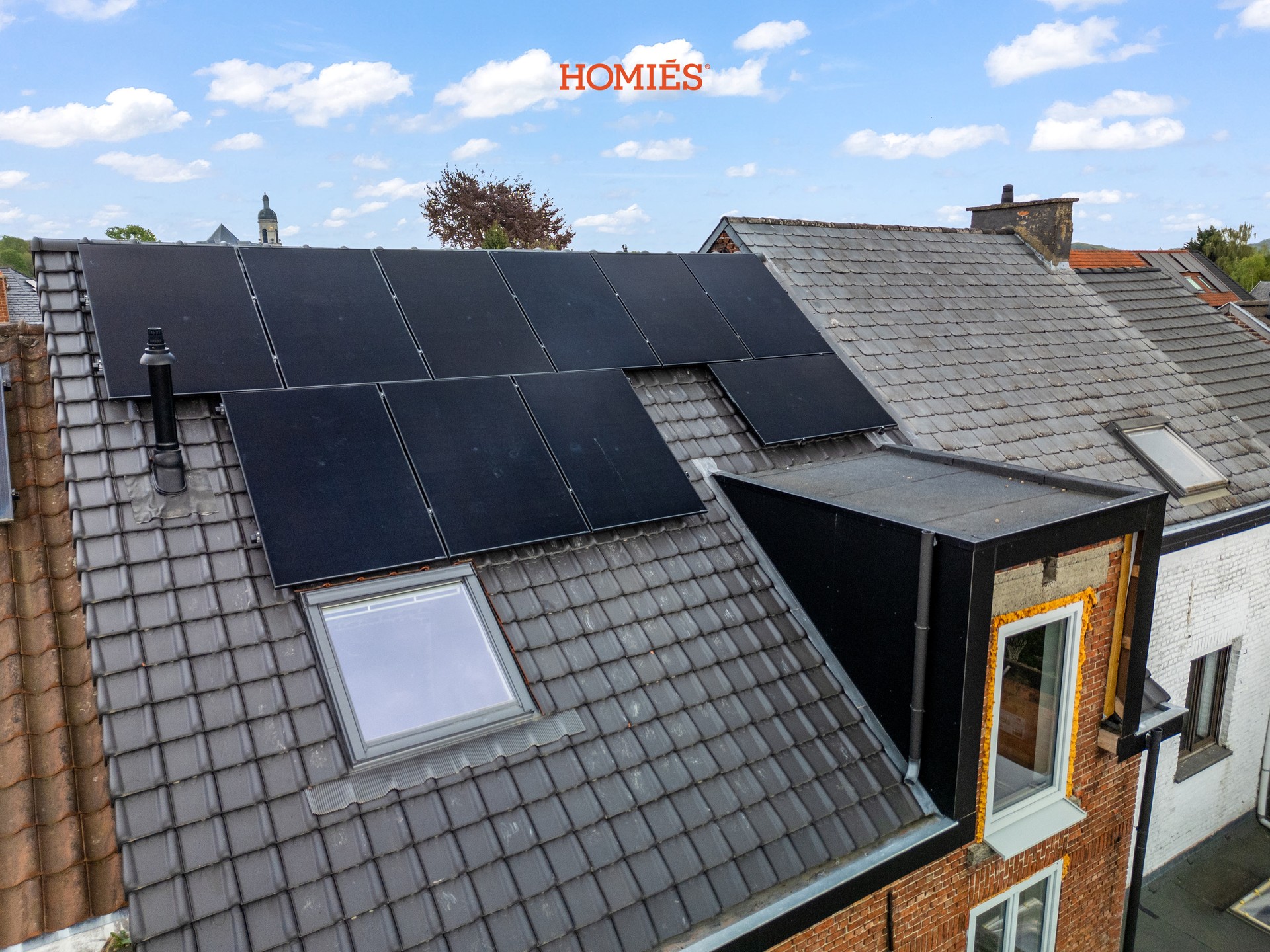 Karaktervolle deels gerenoveerde woning met schuur en tuin - foto 3