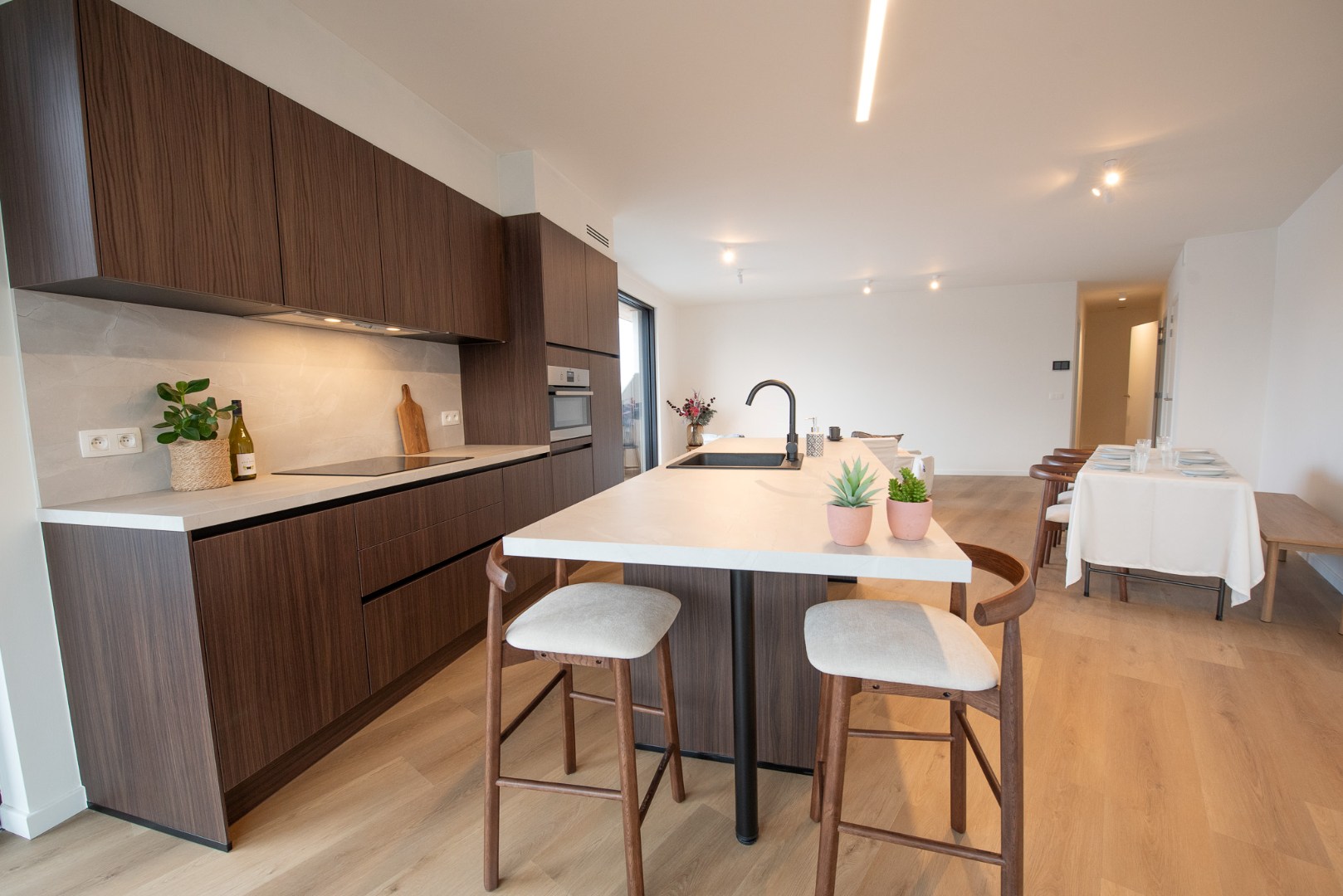 Duurzaam afgewerkt &amp; luxueus appartement TE KOOP in 'residentie Daniël &amp; Zozima'. - foto 5