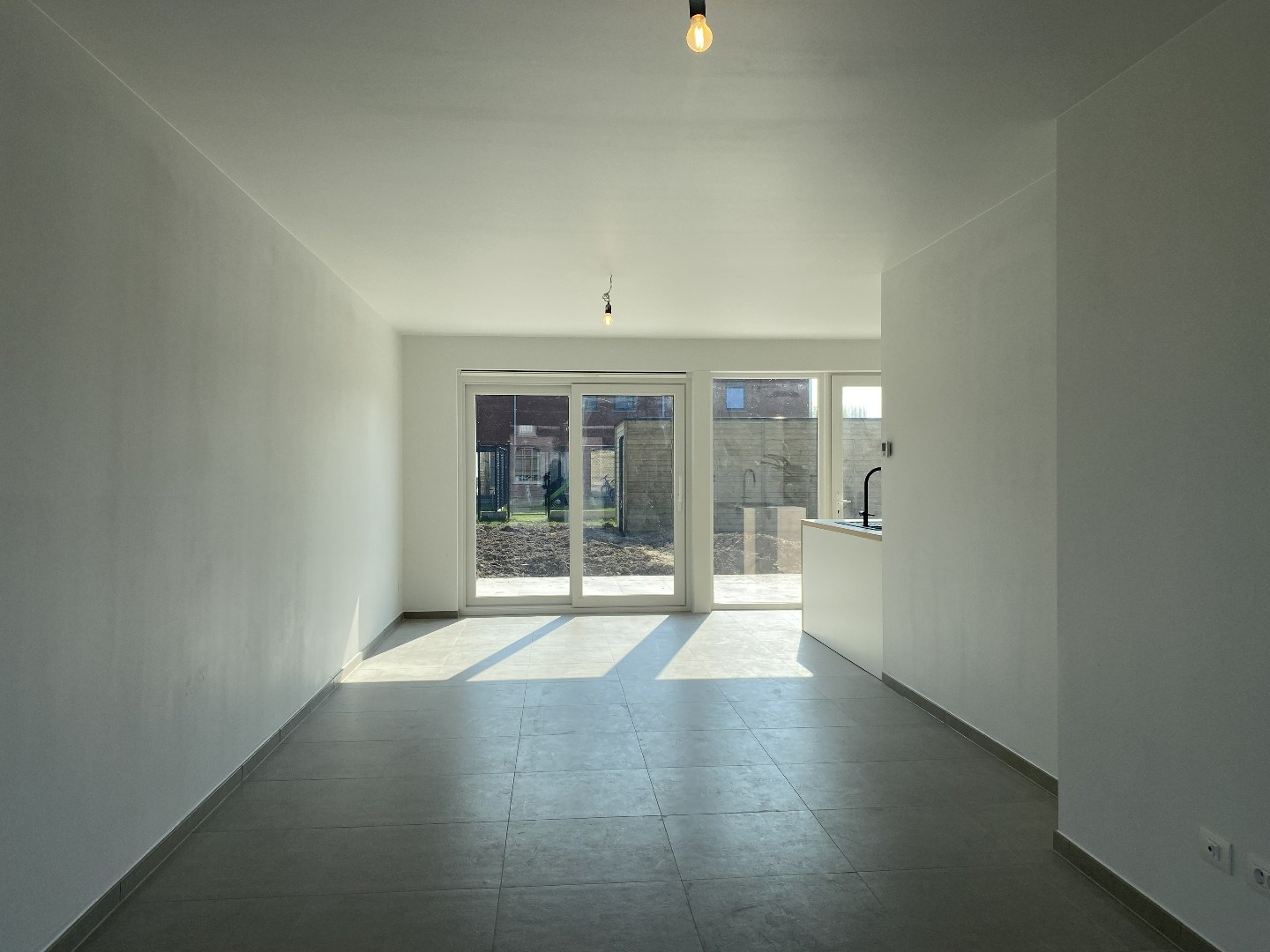 NIEUWBOUWPROJECT MET 4 INSTAPKLARE NIEUWBOUWWONINGEN MET 3 SLPKS EN TUIN - foto 3