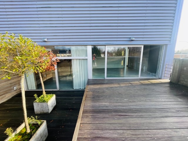 Sint- Andries, Exclusieve LOFT 150m2 met groot ZONNETERRAS 80 m² met alle privacy, 1 slaapkamer. - foto 5