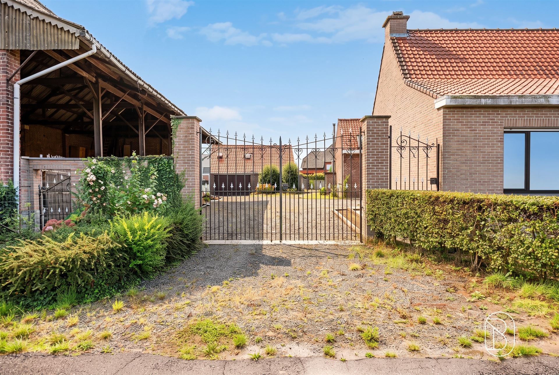 Op te frissen vierkantshoeve op 2.810 m² te Ronse - foto 5