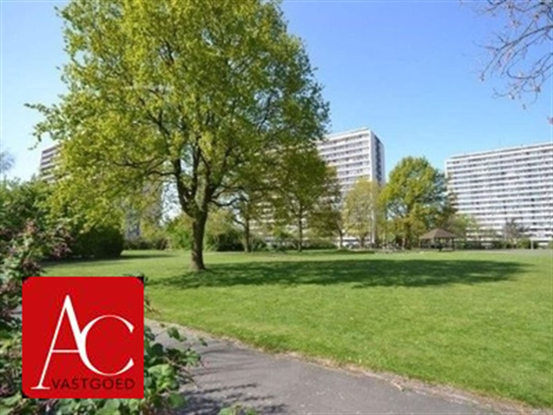 Apartment for sale in Sint-Niklaas with 2 bedrooms - photo 1
