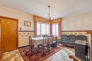 Te renoveren HOB-gezinswoning met prachtige tuin in Noorderwijk!Deze halfopen bebouwing, gelegen te Ring 80 in Noorderwijk, biedt tal van...