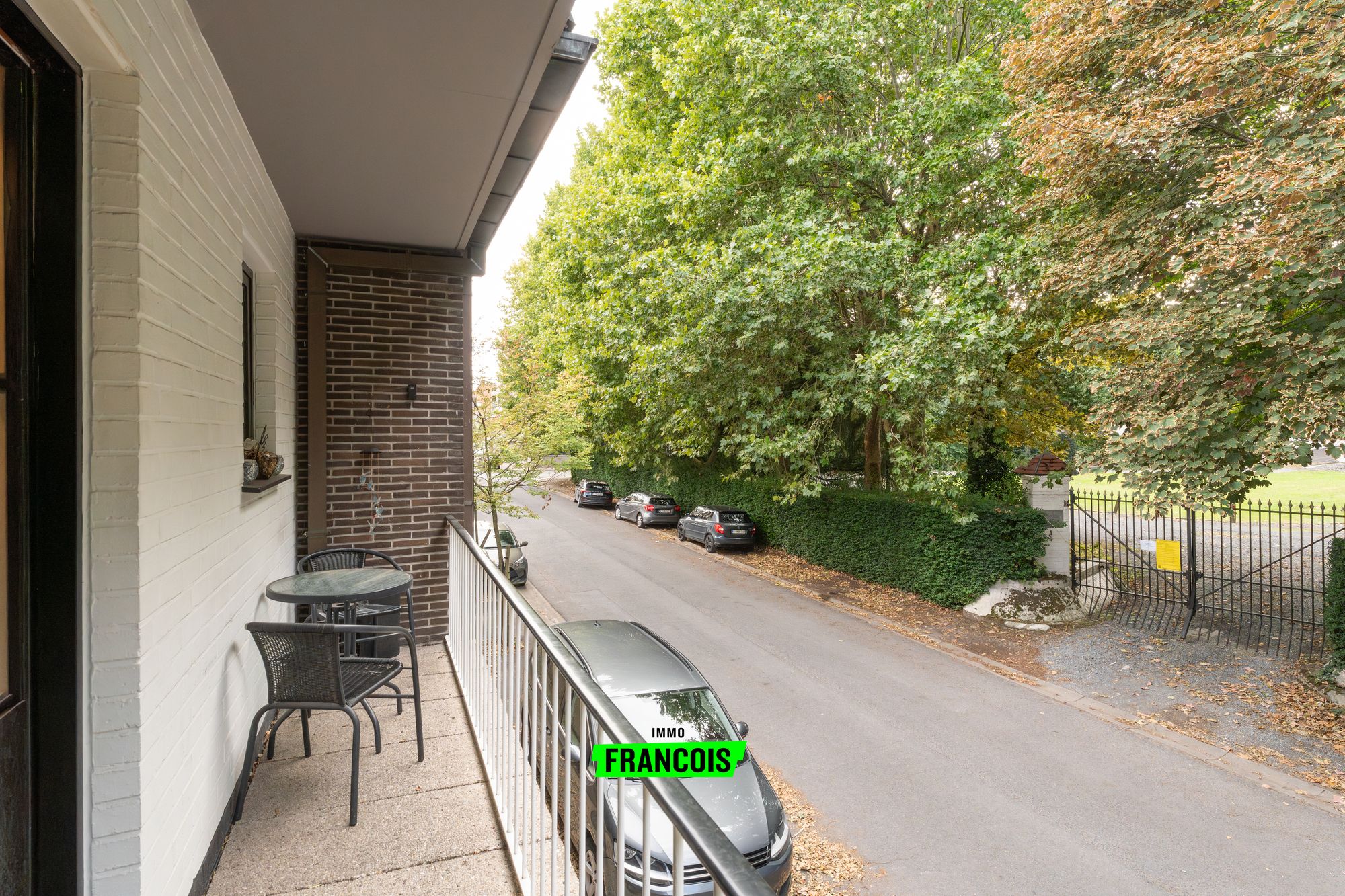 Appartement met 3 slaapkamers te koop in centrum Waregem - foto 1