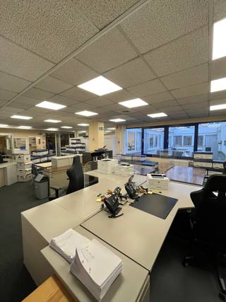 Te koop: kantoorruimte van 345 m² op de 1e verdieping van een professioneel gebouw aan de prestigieuze Wetstraat, midden in de Europese wijk...