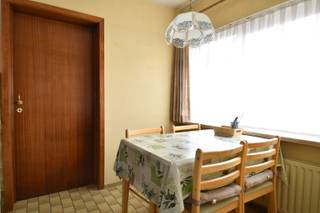 Dit verzorgde appartement is gelegen op wandel-/fietsafstand van centra Heule en Kortrijk, vlakbij belangrijke voorzieningen zoals scholen,...