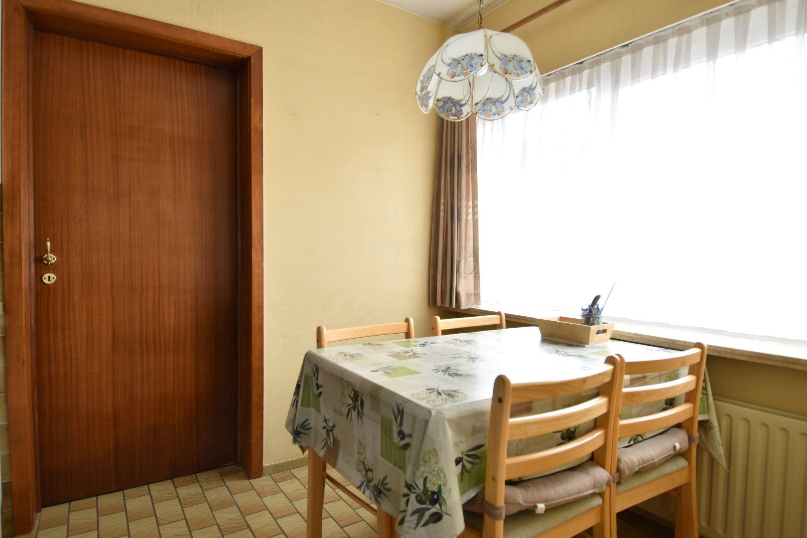 Verzorgd appartement met 2 slaapkamers én garage te Heule - foto 3