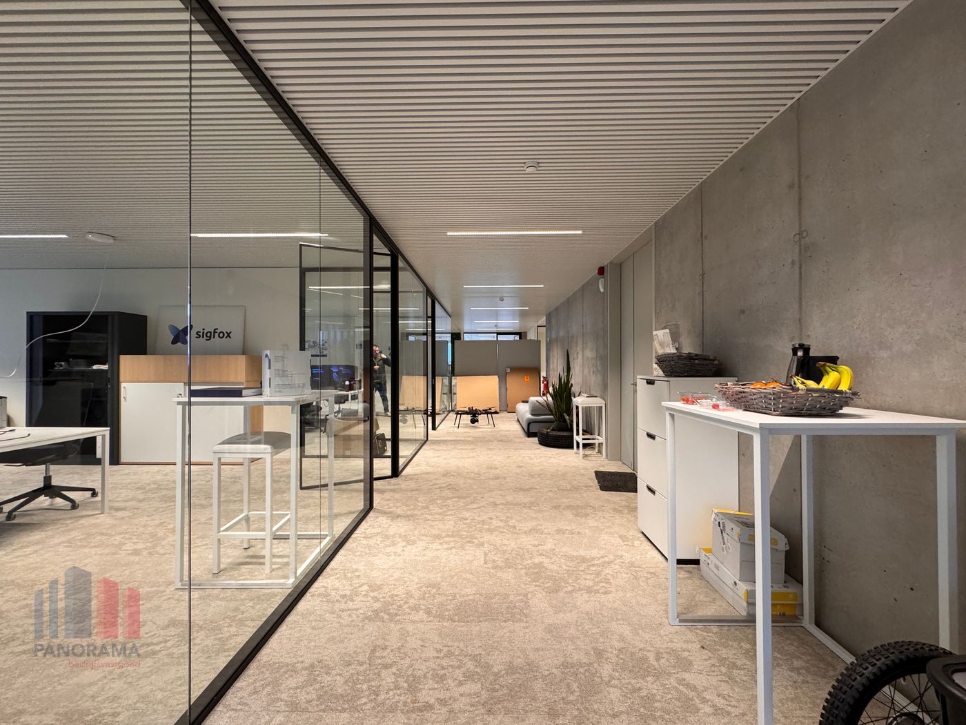 250 m² high-end kantoren langs én met visibiliteit van E40 - foto 3