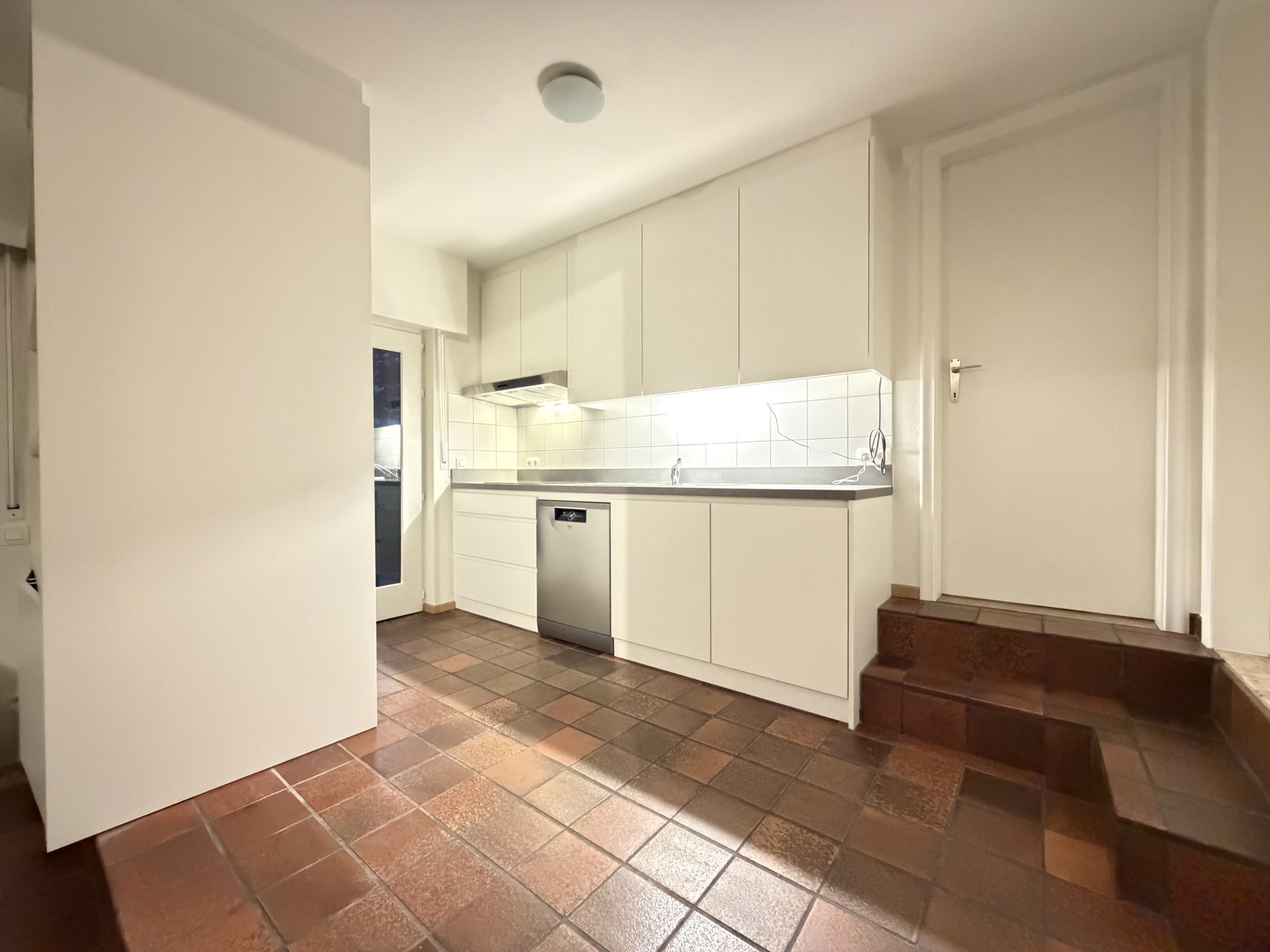 App. met 3 slpk., multifunctionele ruimte, terras en tuin - foto 5