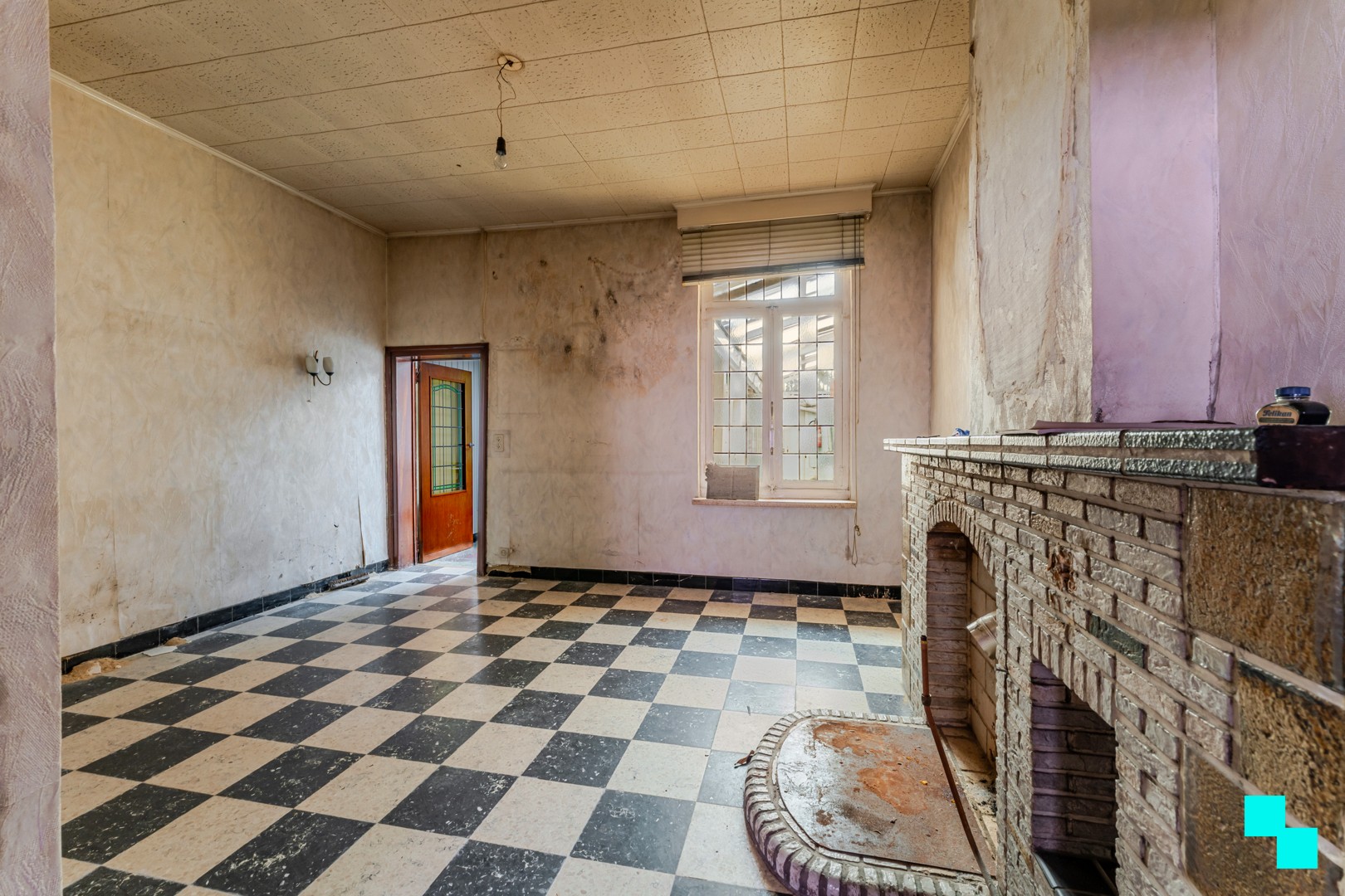 Betaalbare renovatiewoning nabij centrum - Roeselare - photo 2