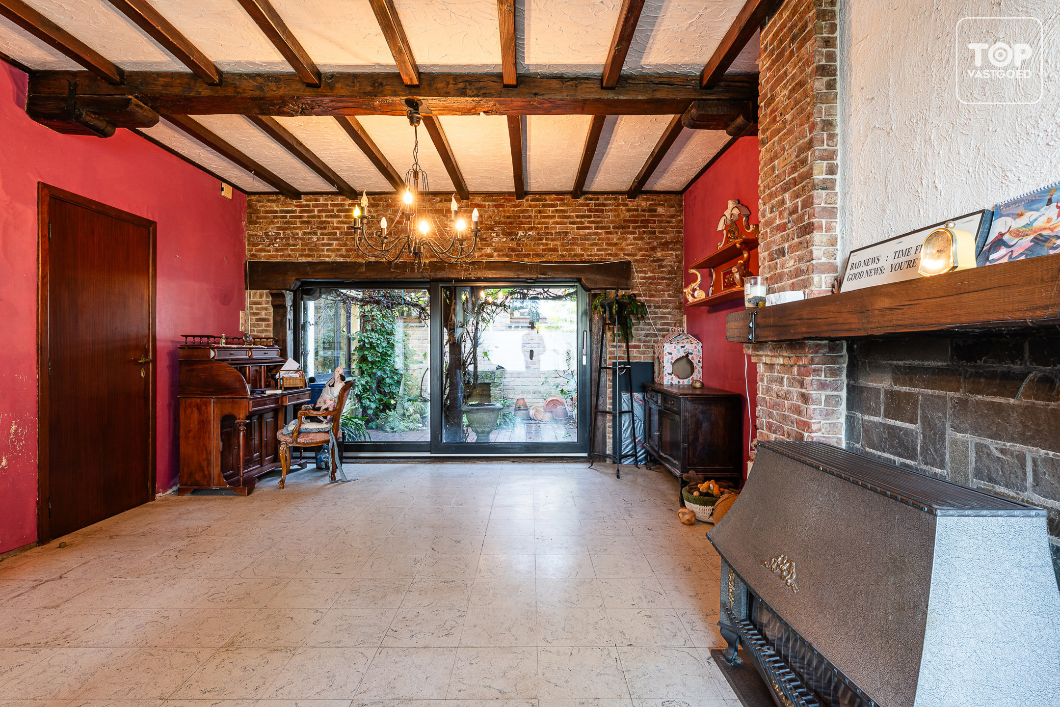 Ontdek deze te renoveren woning met 4 slaapkamers te Mariakerke! - foto 5