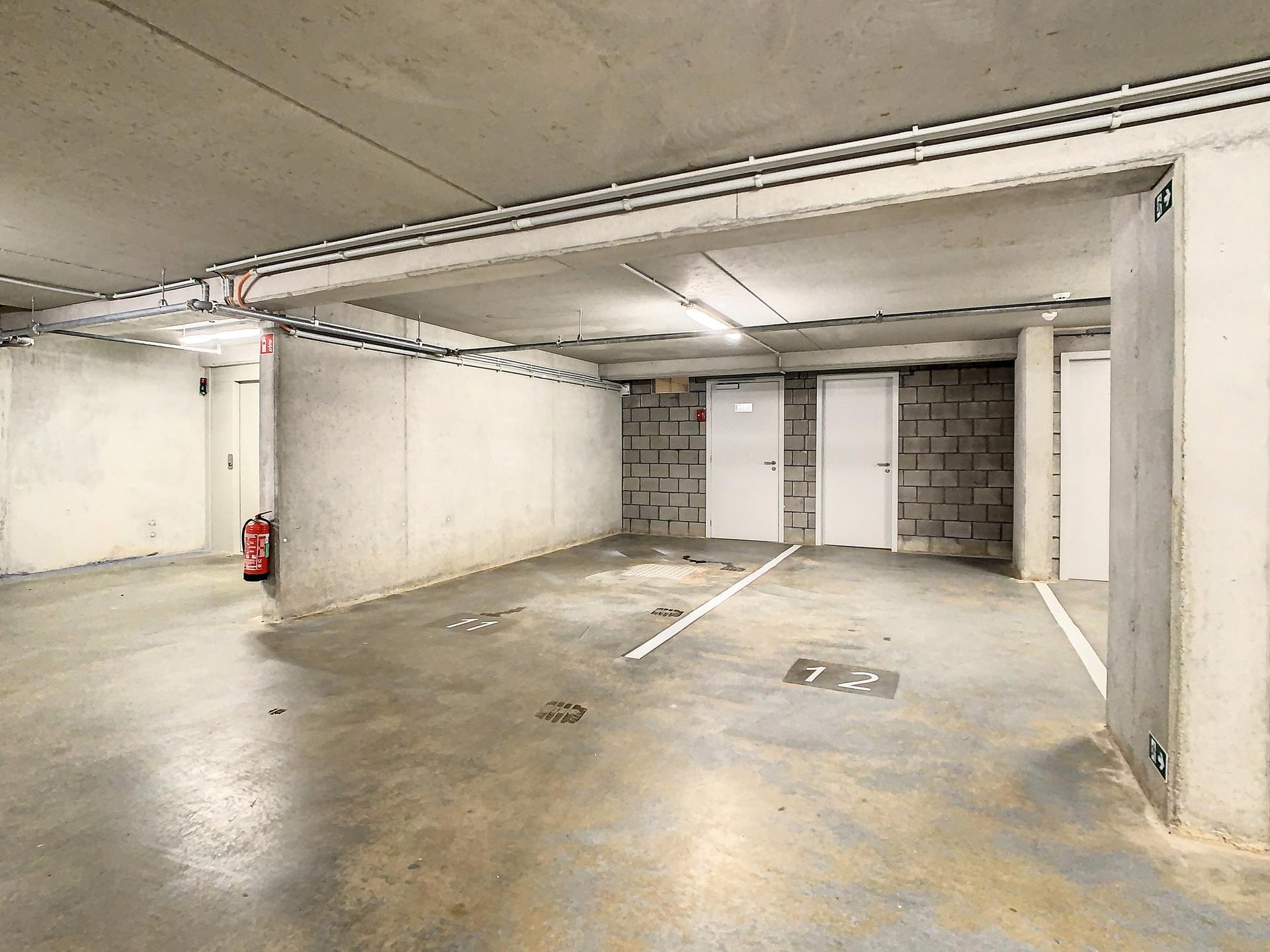 Ondergrondse autostaanplaats + Berging - foto 2