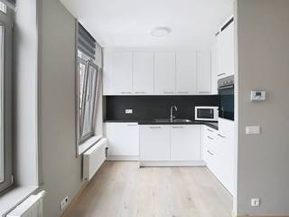 Au rez-de-chaussée se trouve un bâtiment commercial d'environ 60 m², actuellement louéDisposition : Rez-de-chaussée : local commercial 1er...