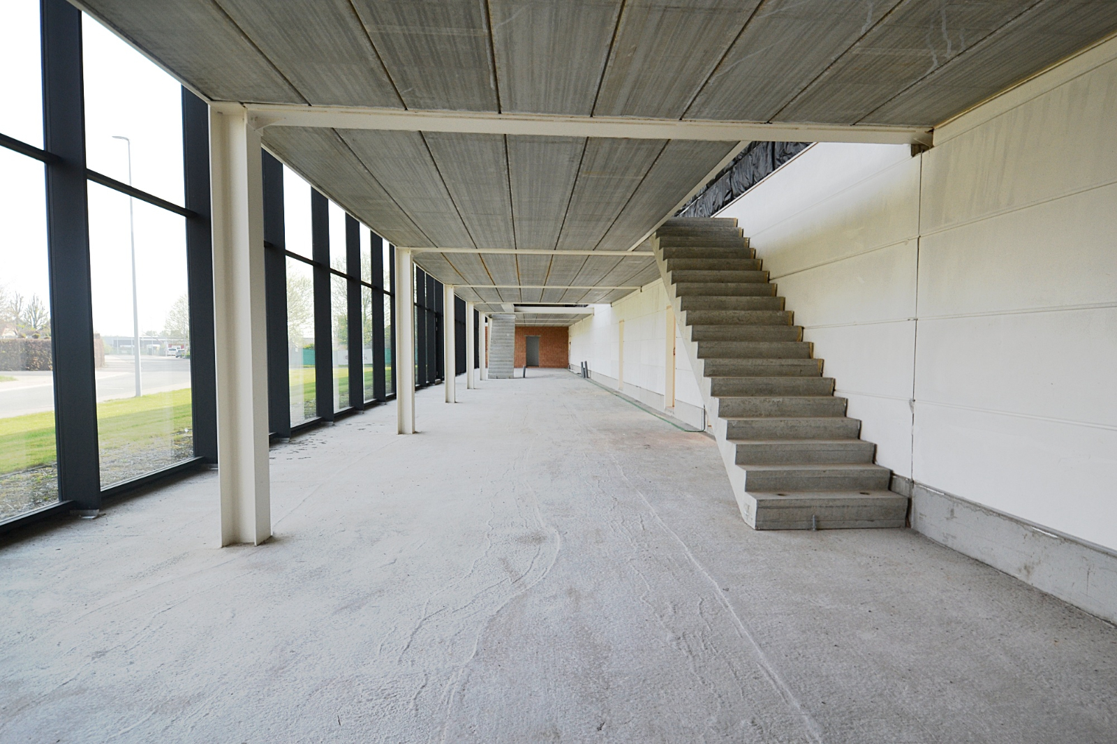 Commercial for rent in Roeselare - photo 3