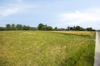 Te koop: prachtig gelegen bouwgrond van 15a 05ca en naastliggende landbouwgrond van 62a 62ca in het landelijke Pajottegem (Herne), links naast...