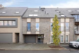 ENERGIEZUINIG APPARTEMENT MET TERRAS EN GARAGE IN HET HART VAN TESSENDERLO (EPC A)Dit energiezuinig appartement ligt op een toplocatie in het centrum...