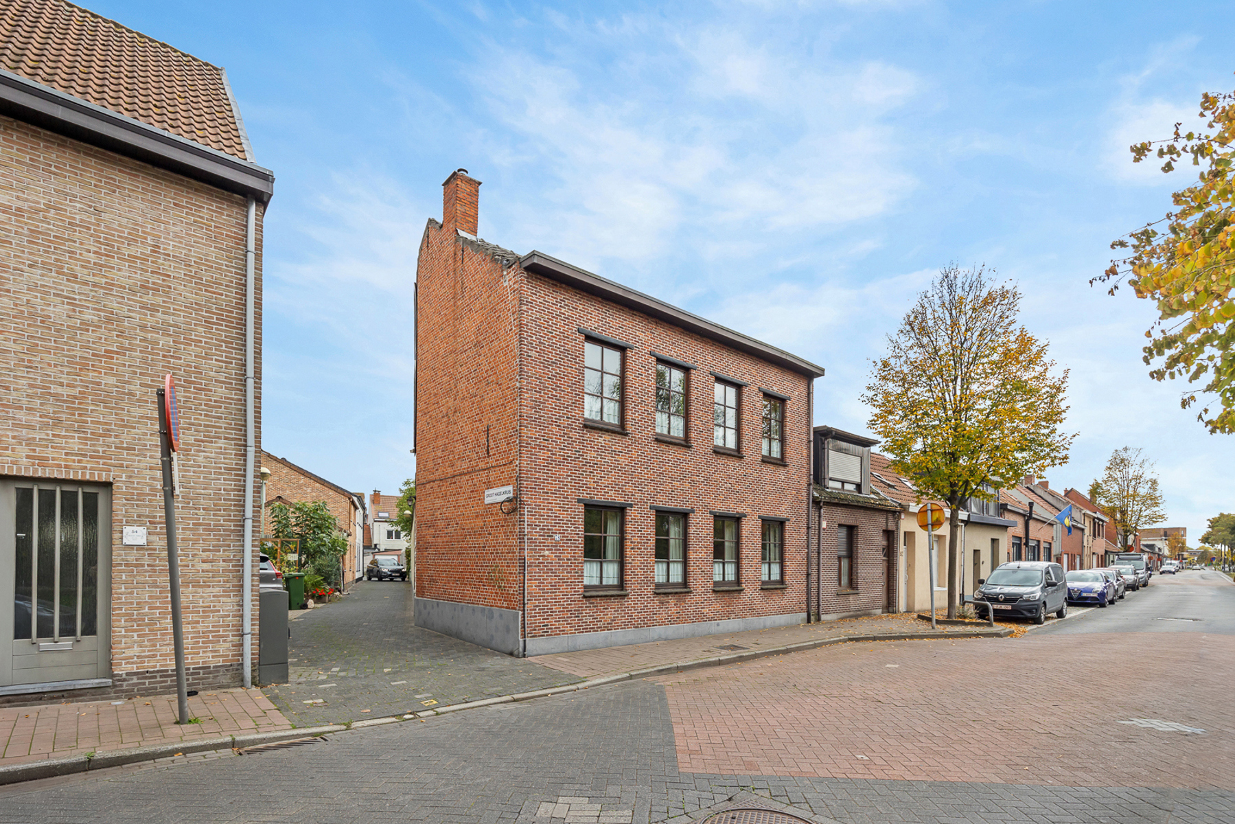 Maison à vendre à Ekeren avec 4 chambres - photo 1