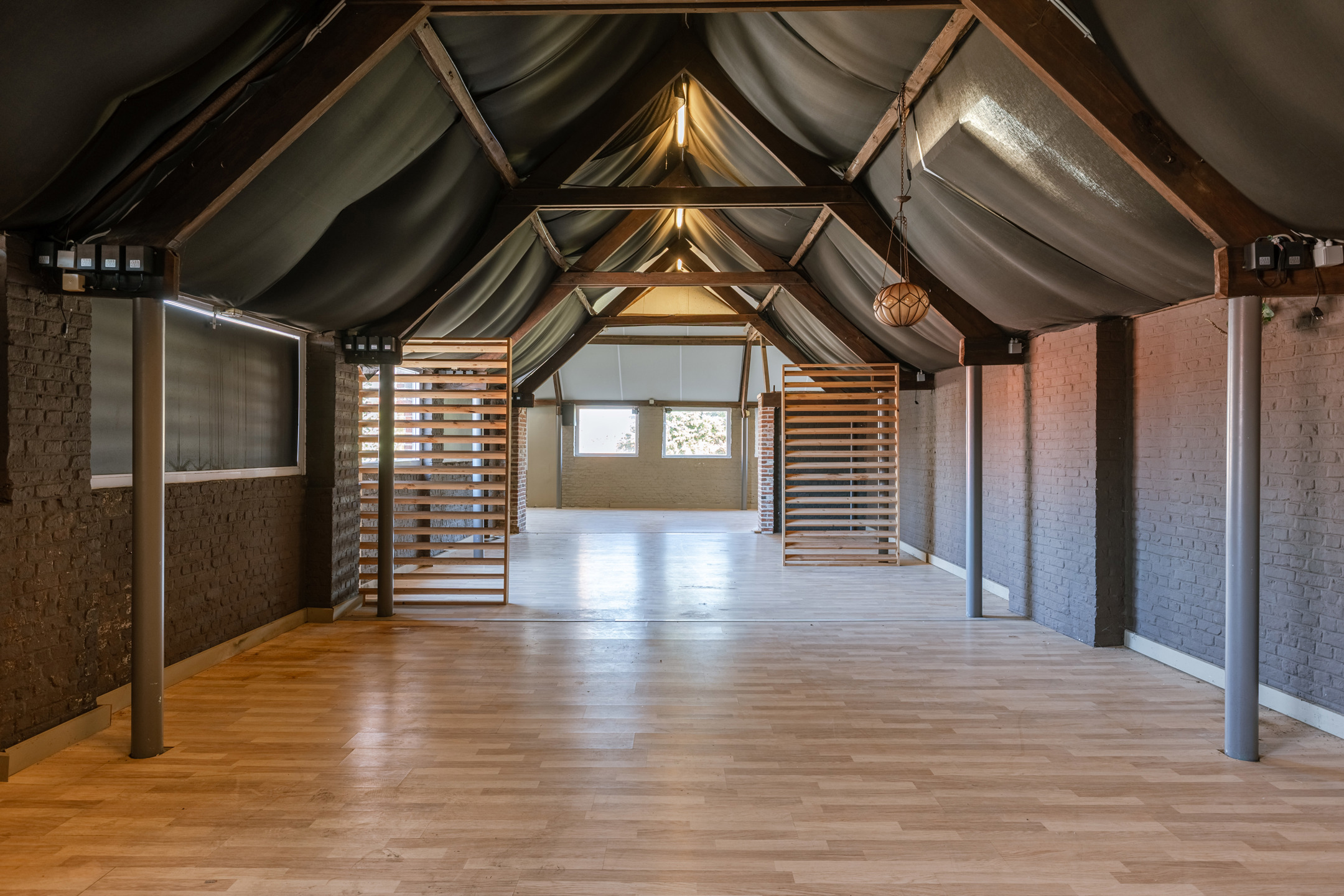 Commercial for sale in Bruges - photo 4