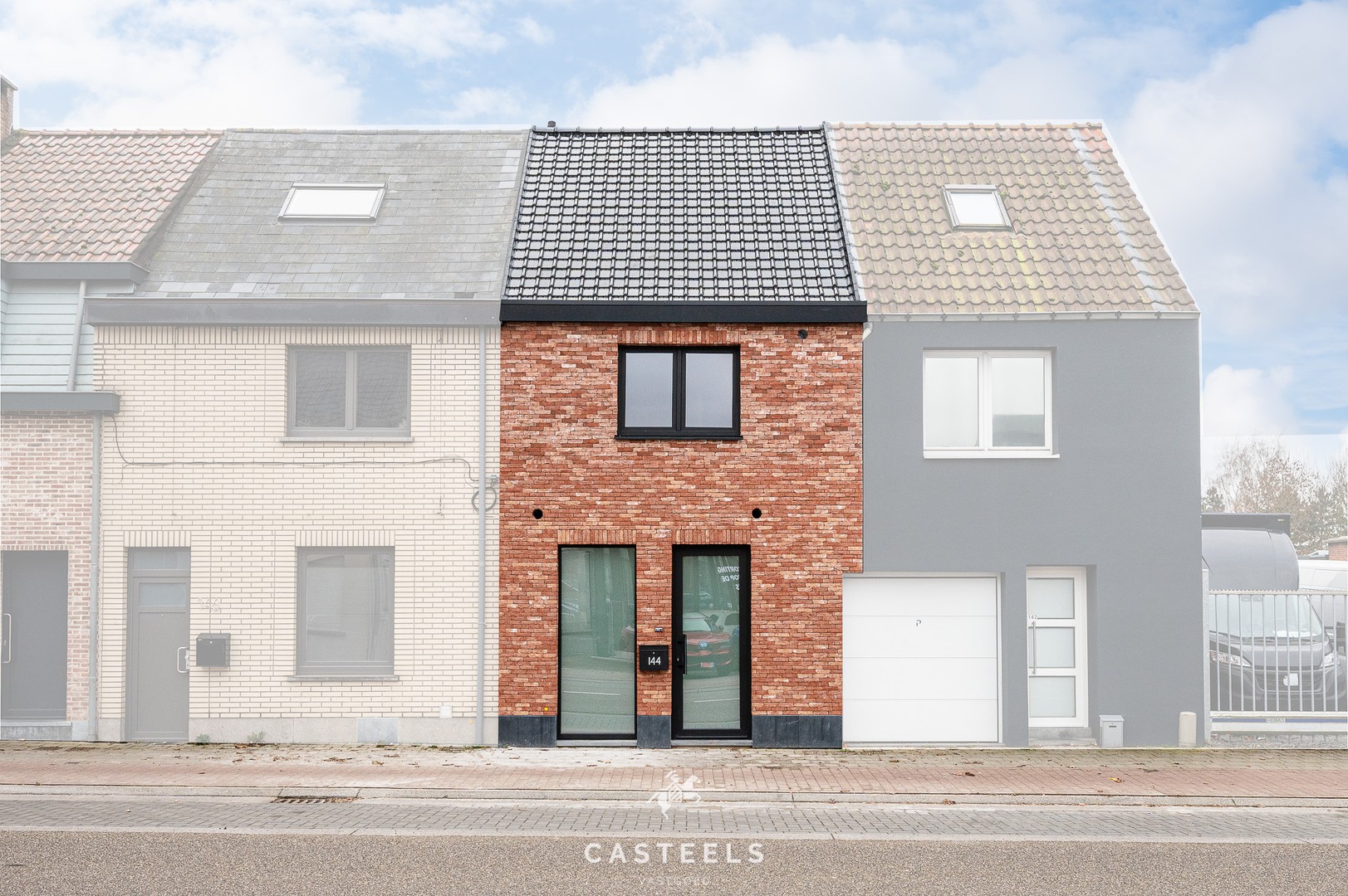 Prachtige gerenoveerde gezinswoning met grote tuin te  Wetteren - foto 2