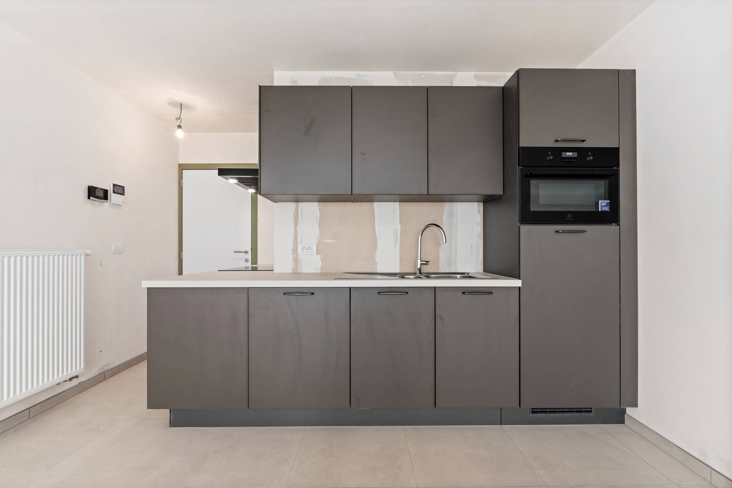 Nieuwbouw, 1 slaapkamer appartement te huur in de Panne - foto 4