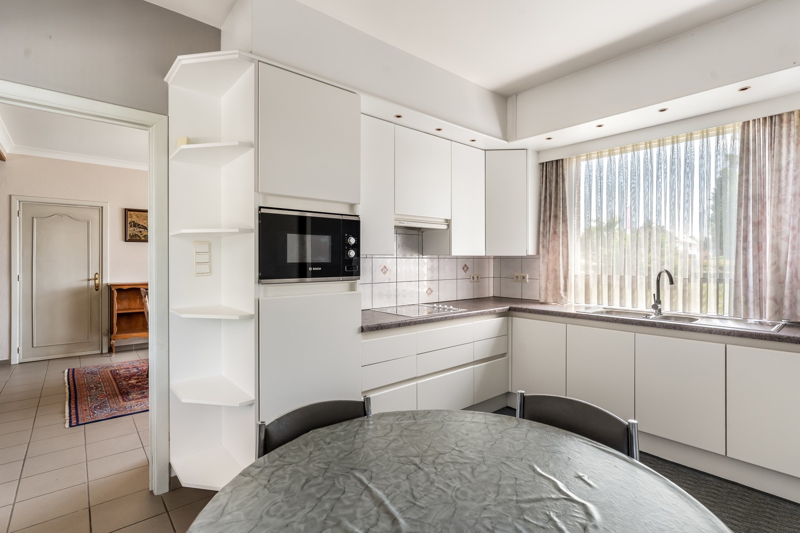 Gunstig gelegen handelspand met woonst op perceel van circa 8,5 are! - foto 5