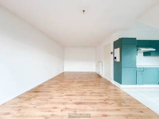 Charmant en knus appartement met een DOORDACHTE INDELING en AANTREKKELIJKE PRIJS, perfect voor STARTERS of INVESTEERDERS . Gelegen op de...