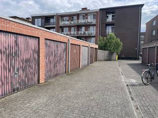 Te Koop: garagebox binnen de ring van Turnhout, gelegen aan de Duifhuisstraat.Dak en gevel zijn recentelijk vernieuwd.Garage is droog.Geen...