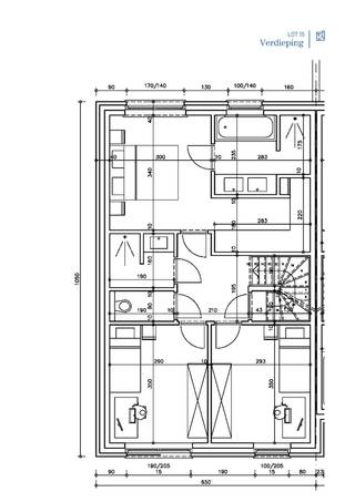 Betreed de wereld van hedendaags wonen met deze moderne halfopen nieuwbouwwoning, eventueel met bijhorende carport, gelegen op een noordwestelijk georiënteerd perceel in ons groen en verkeersluw nieuwbouwproject CAMPO. Deze eigentijdse woning biedt niet alleen rust en stijl maar ook het comfort van modern design. Met 3 slaapkamers, waarvan 1 met dressing, zowel een bad als douchekamer voorziet deze woning in alle behoeften van een gezin. Een vaste trap naar de zolder biedt de mogelijkheid voor een optionele 4e slaapkamer, bureau,... . Deze energiezuinige BEN-woning is uitgerust met geavanceerde technologieën, zoals een warmtepomp, vloerverwarming op het gelijkvloers en de verdieping, ventilatie type D met warmterecuperatie, een regenwaterput van 10.000L, zonnepanelen, en meer. Het noordwestelijk georiënteerde perceel vangt de warme avondzon op waardoor de buitenruimte ideaal is voor ontspanning. Voor meer informatie en om deze moderne woning te ontdekken, bel Ewout op 0497 588 888 of stuur een e-mail naar contact@huysmanbouw.be. Laten we samen de deur openen naar jouw nieuwe thuis.