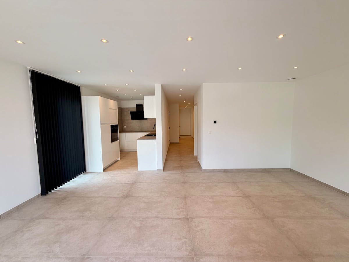 Appartement récemment construit au rez-de-chaussée à louer à Genk. - photo 4
