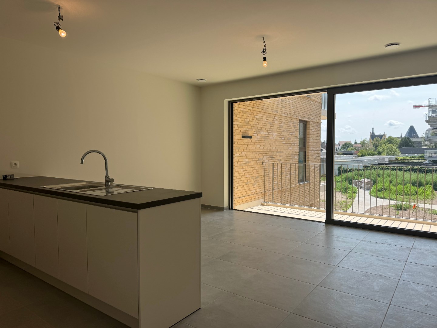 Instapklaar nieuwbouwappartement nabij het centrum van Veurne - foto 3