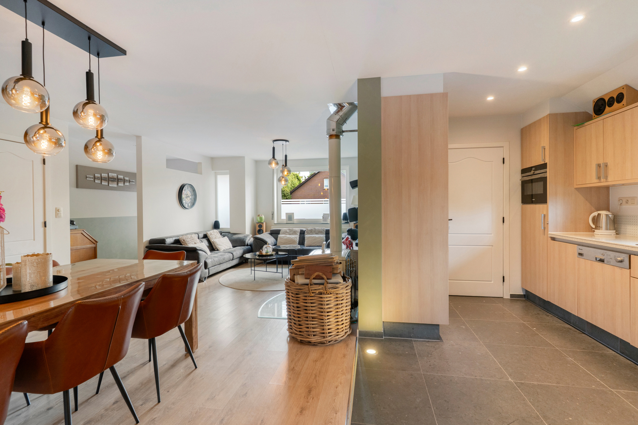 Charmante woning met 3 slaapkamers - foto 4