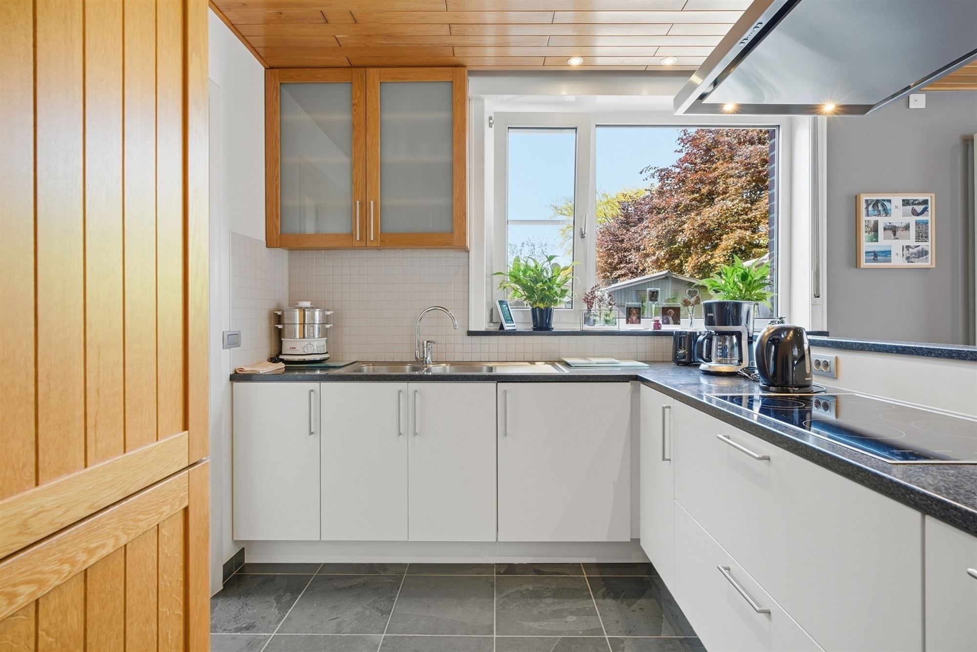 Ruime en solide halfopen bebouwing op 828 m² - foto 5
