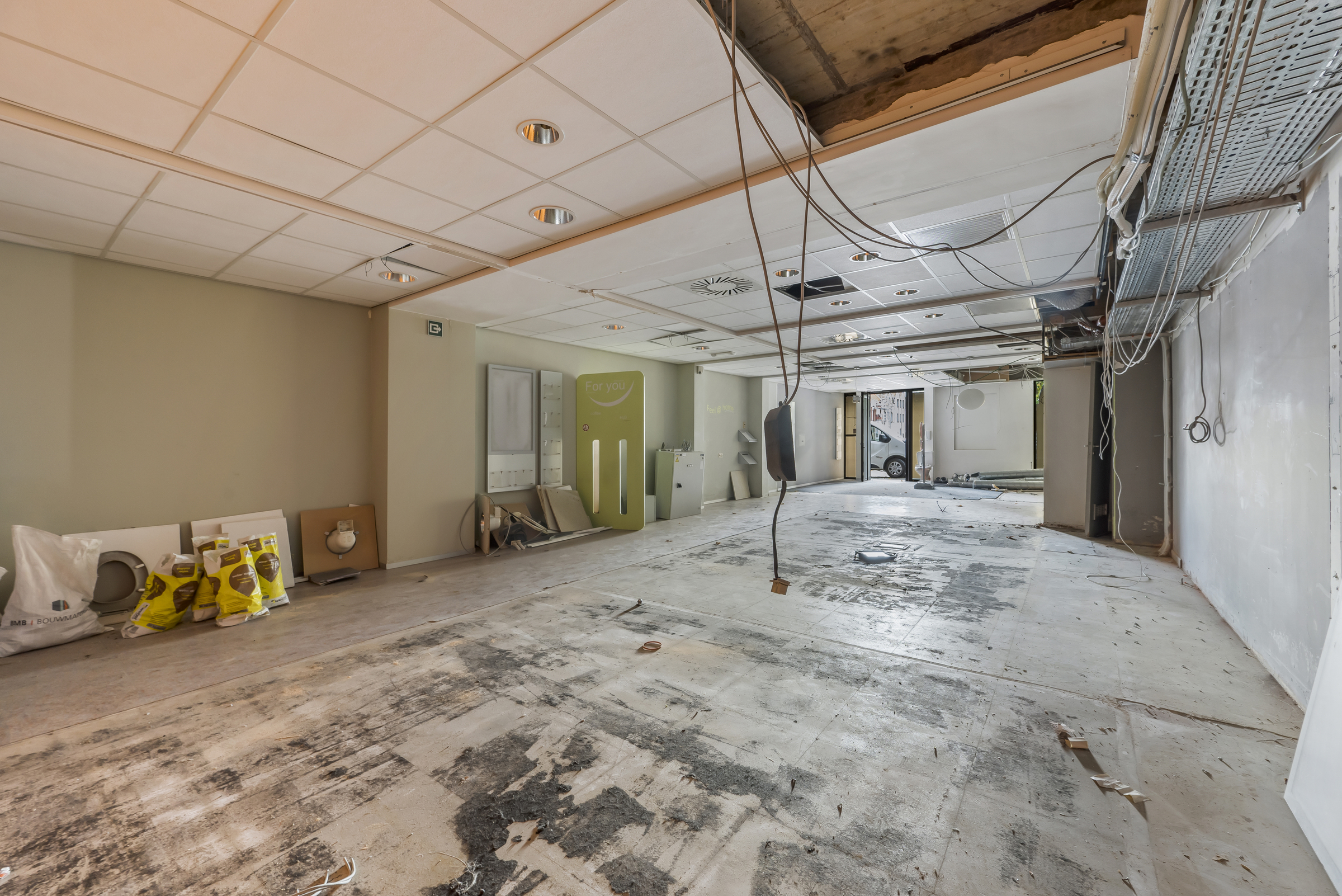 Handelspand in centrum Kruibeke te huur - foto 5