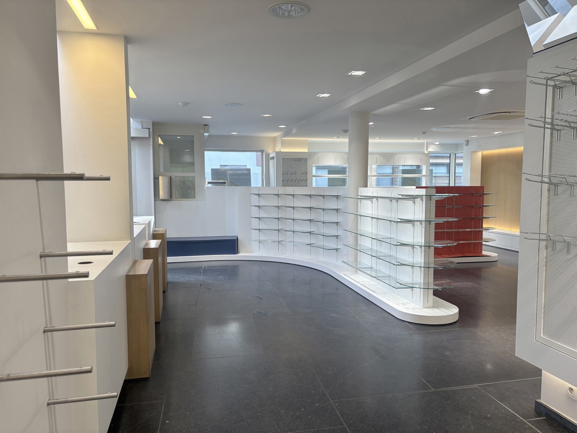 Commercial à louer à Meise - photo 5