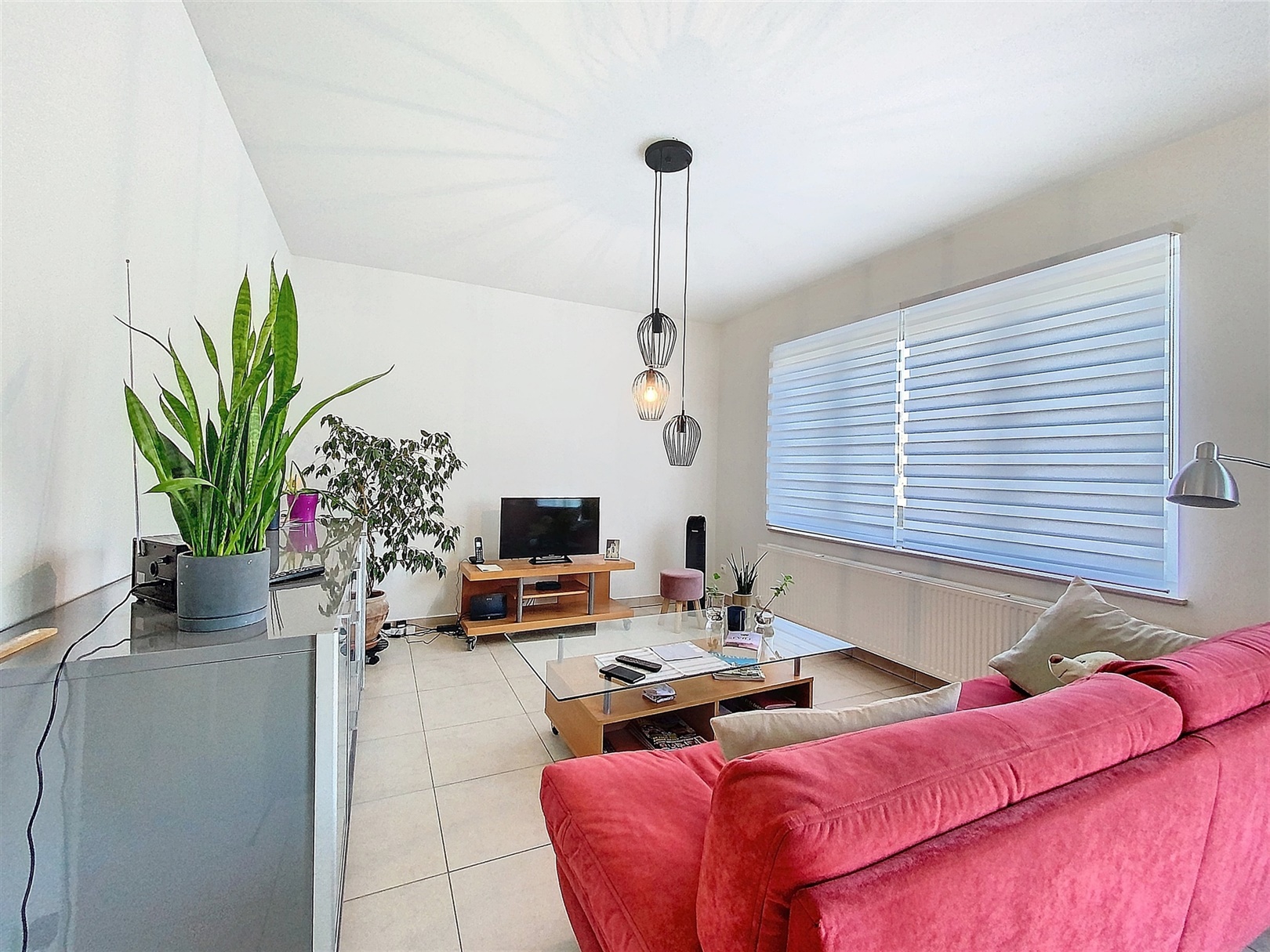 Energiezuinig 2 slpk appartement met autostaanplaats te Sint-Amandsberg! - foto 2