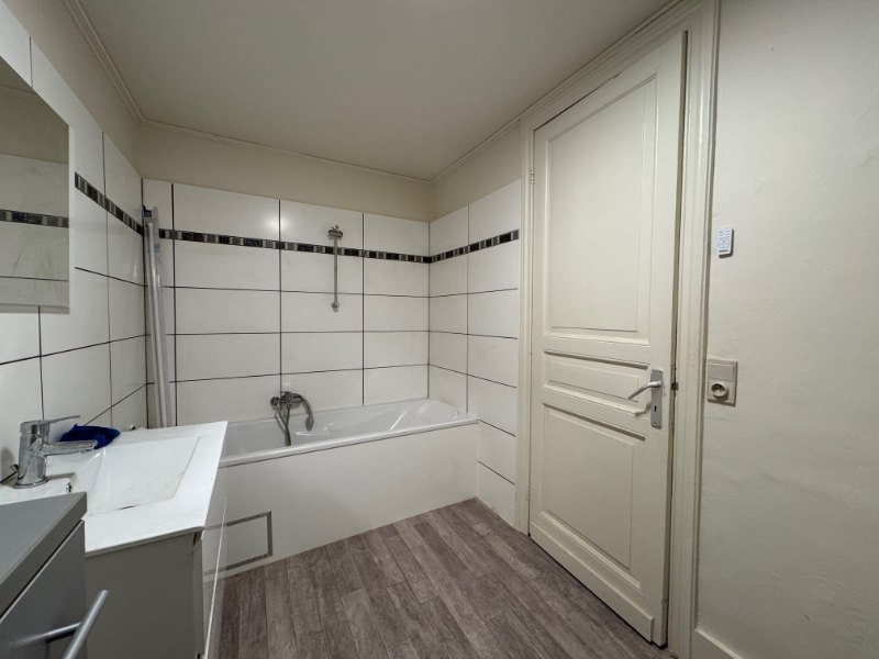 ✨ Unieke Kans: Ruime en Grotendeels Gerenoveerde Woning met Zonnige Tuin! ✨te koop via EXPERT IMMO - foto 4