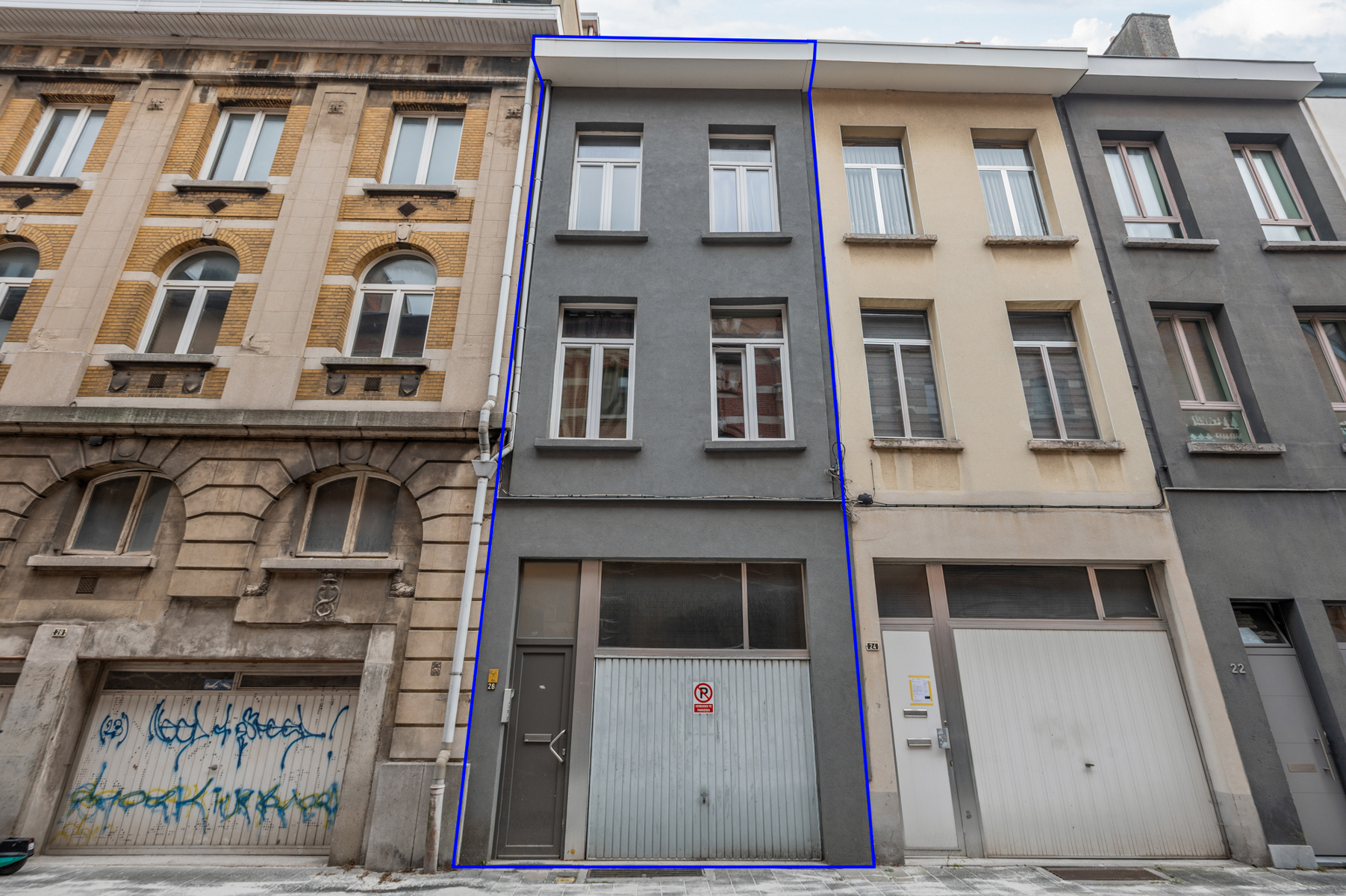 Opbrengsteigendom bestaande uit 8 kamers - foto 1