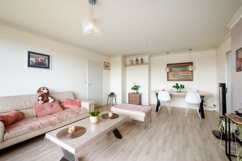 Betaalbaar appartement met 2 slaapkamers, zonnig terras en privatieve berging - foto 1