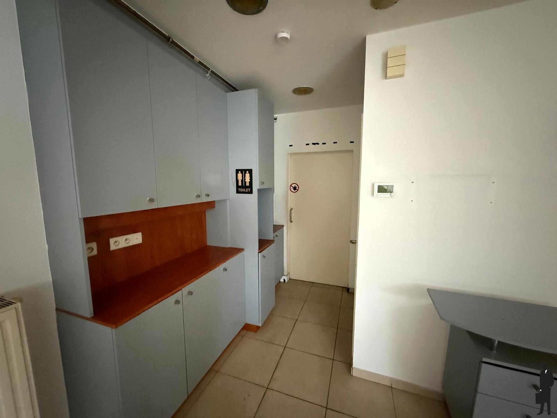 Handelspand met bovengelegen studio - foto 4